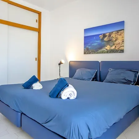 Sea View - 3 Swimming Pool & Fitness Apartment *
